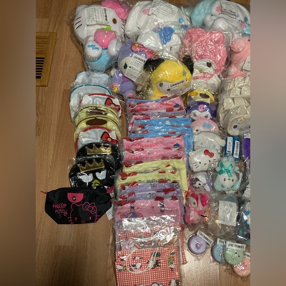 Medium Sanrio Lucky Bag! - Picture 5 of 6